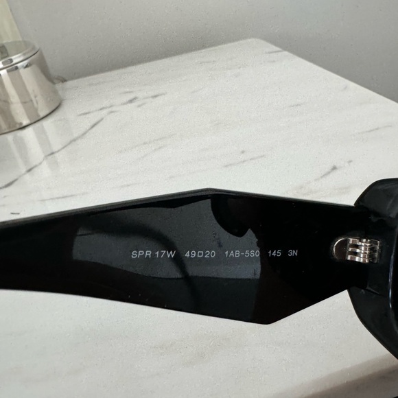 Prada Symbole sunglasses - Picture 6 of 7